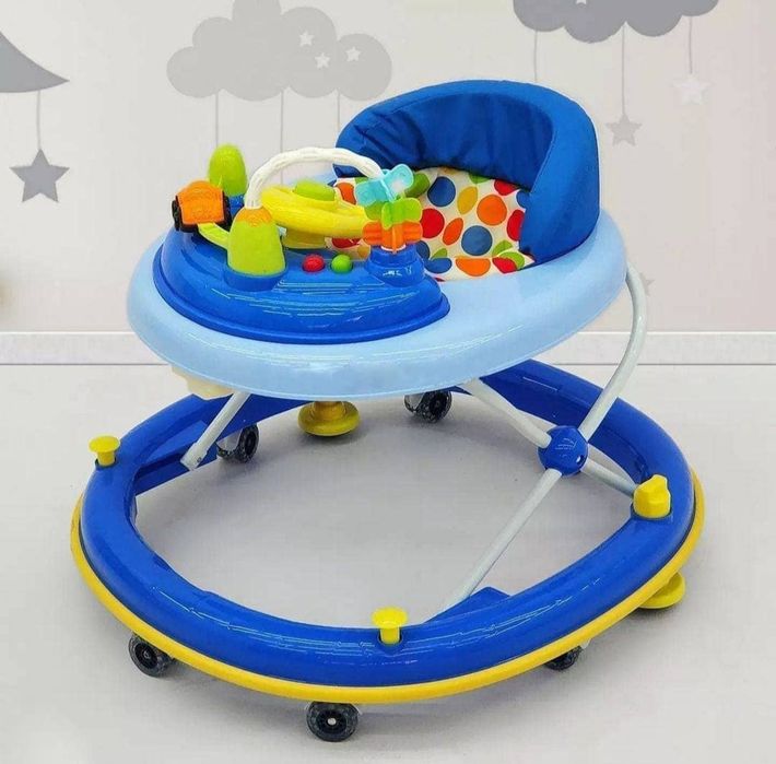 Прочный детский ходунок