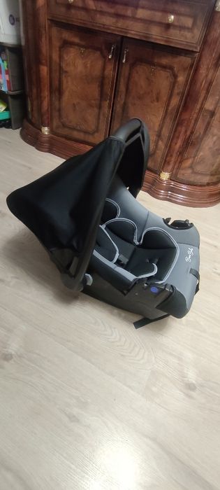 Продам автокресло
