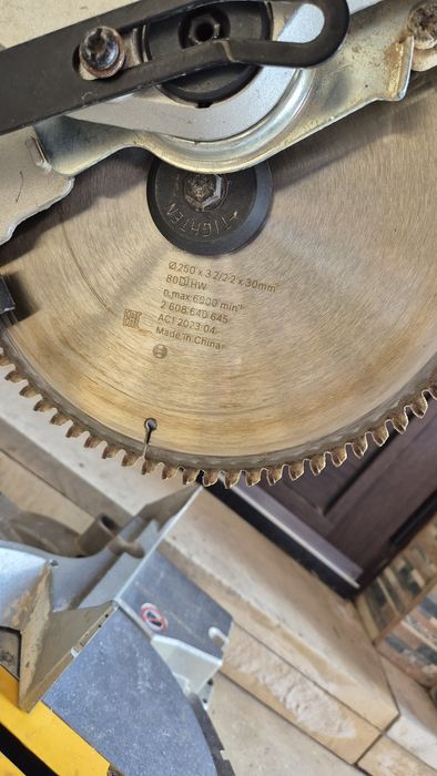 Пендула Dewalt DW703