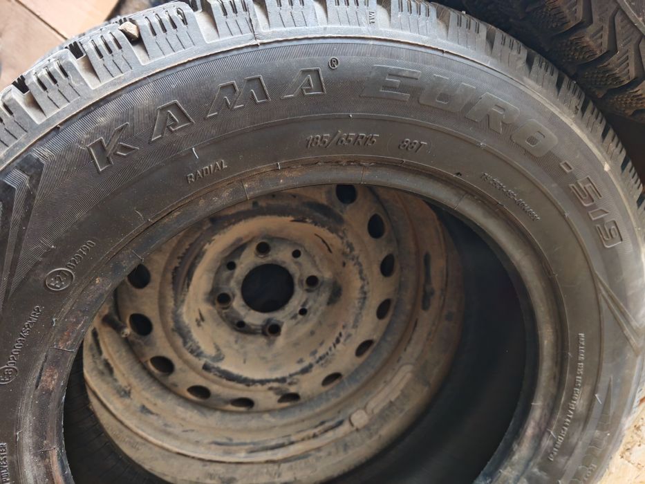 Продам зимние шины R15