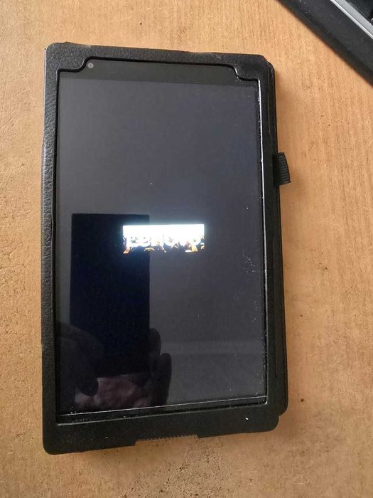 планшет Lenovo TB- 8704X