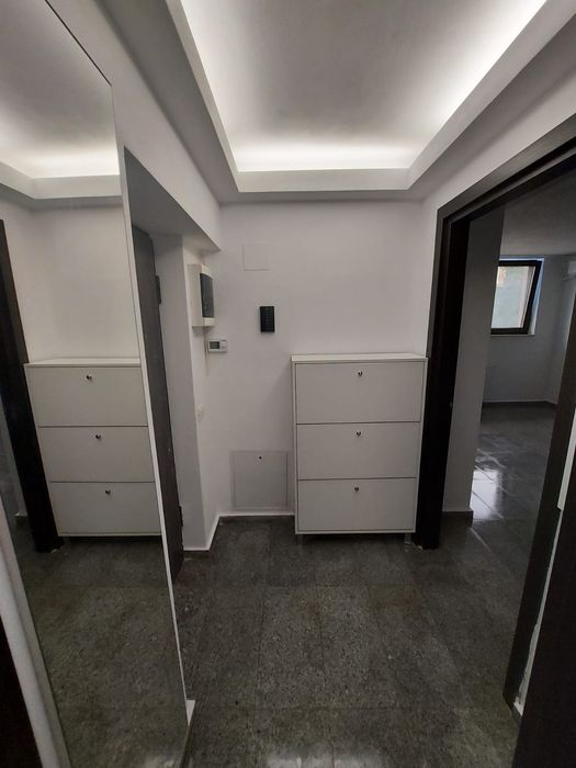 Ofer spre vânzare apartament 2 camere