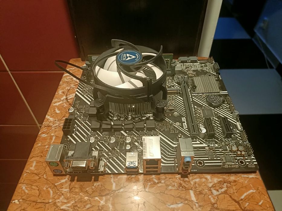 Pc intel i3 10105f  asus h510m-e 8 gb ddr4