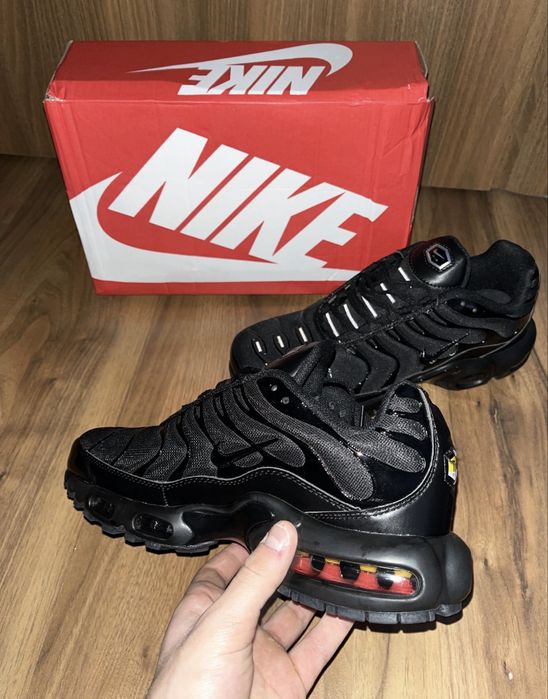 *NOU* Nike Tn Air Max negrii -verificare colet-