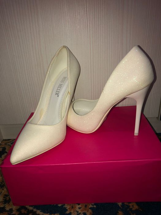 Туфельки блестящие можно на свадьбу