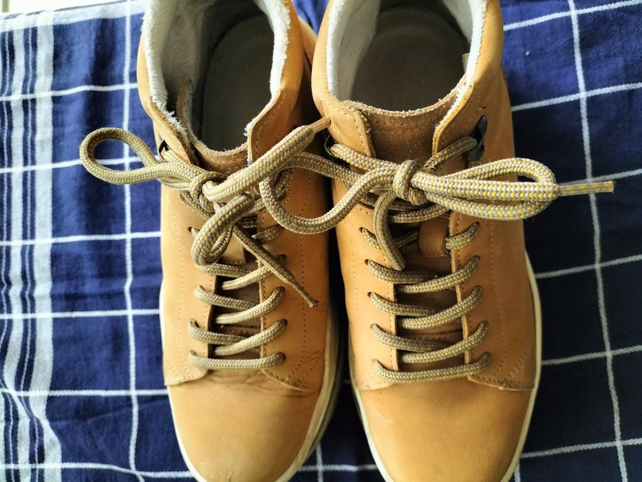 Дамски зимни обувки