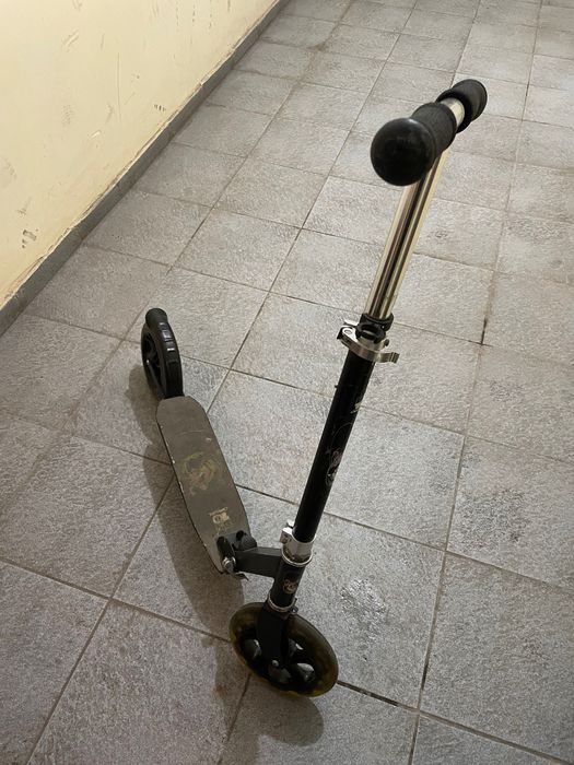 Самокат отлично катается катиться долго