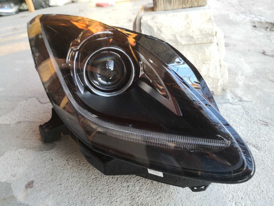 Фар Jaguar F-Type X152 Bi-Xenon LED десен/Фар Jaguar F-Type 89908312