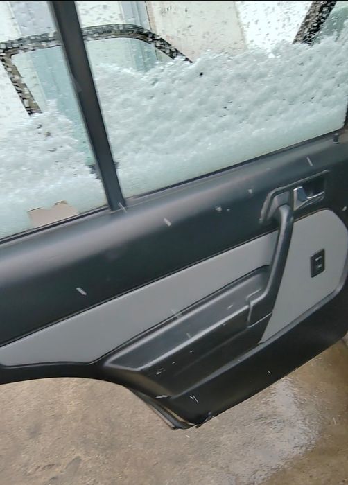 Продаётся салон мерседе 190