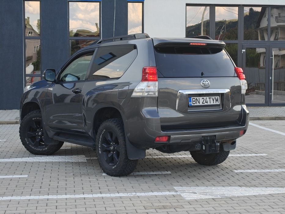TOYOTA Land Cruiser 2012 — imagine 3