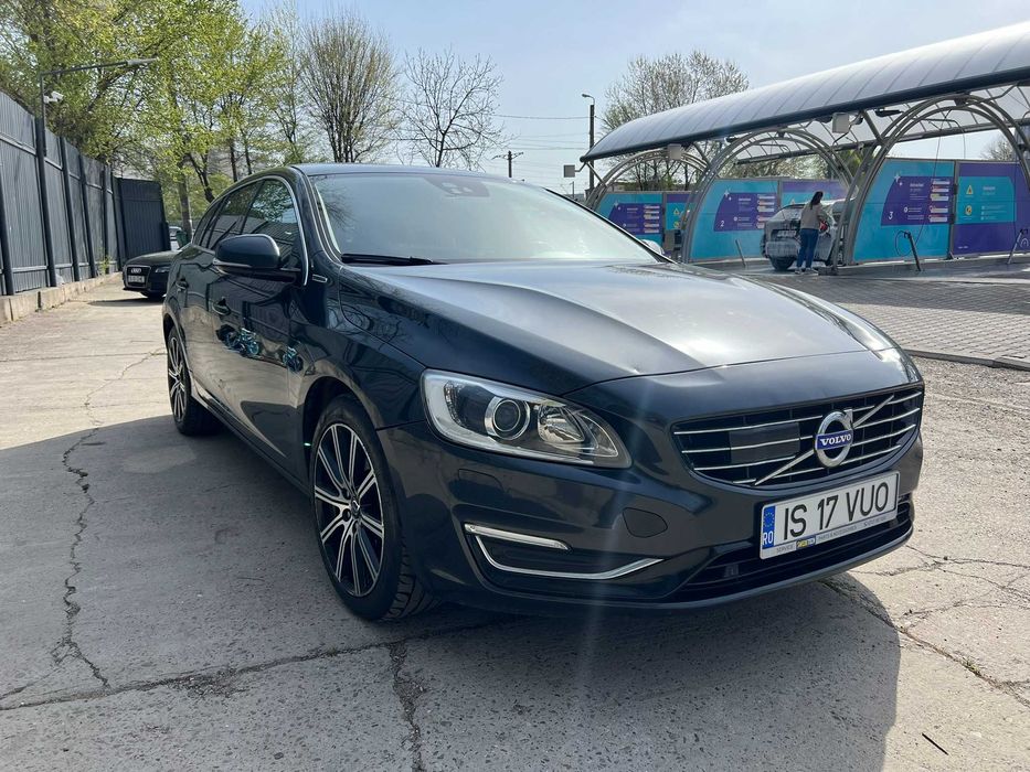 Volvo V60 D6 AWD Plug-in Hybrid Summum 2015