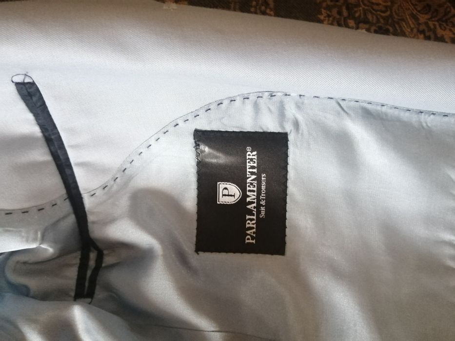 Продам мужской костюм