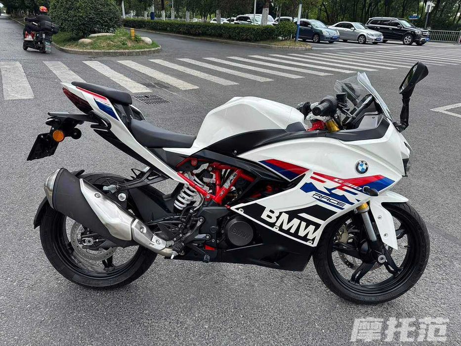 BMW 310 RR 2023 • 6000 км • Идеал • Срочно • Один экземпляр