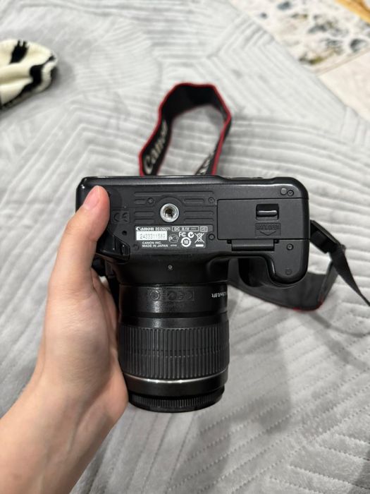 Камера Canon EOS 550D