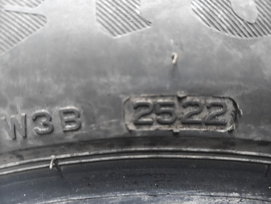 Продавам зимни гуми Firestone Winterhawk 4 215/55/R16