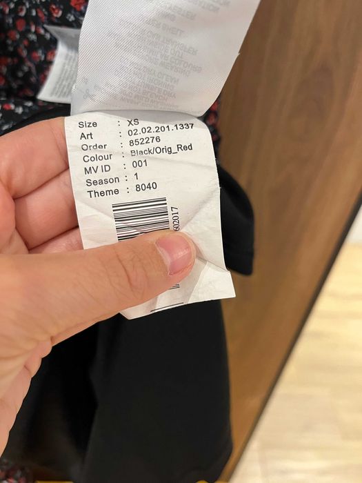 Кокетна къса рокличка с флорален мотив