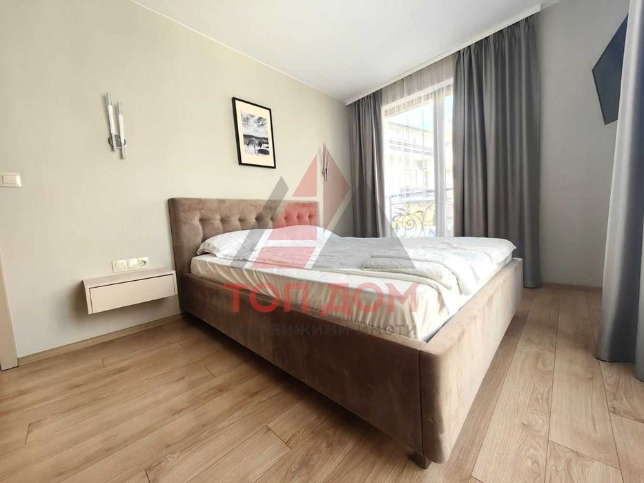 Дава се под наем Тристаен апартамент в Варна, Гръцка махала - 100 кв.м за 1500 € - Снимка #2