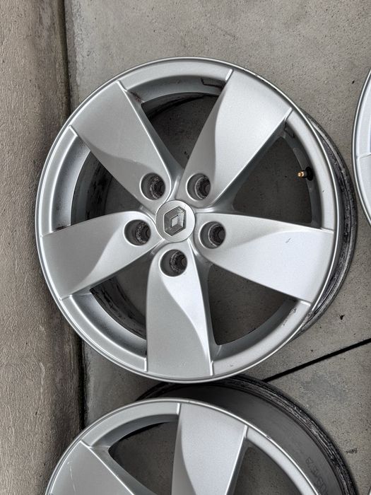 4бр ал Renault  Megane3/ Scenic3/ Fluense/ 16цола оригинални