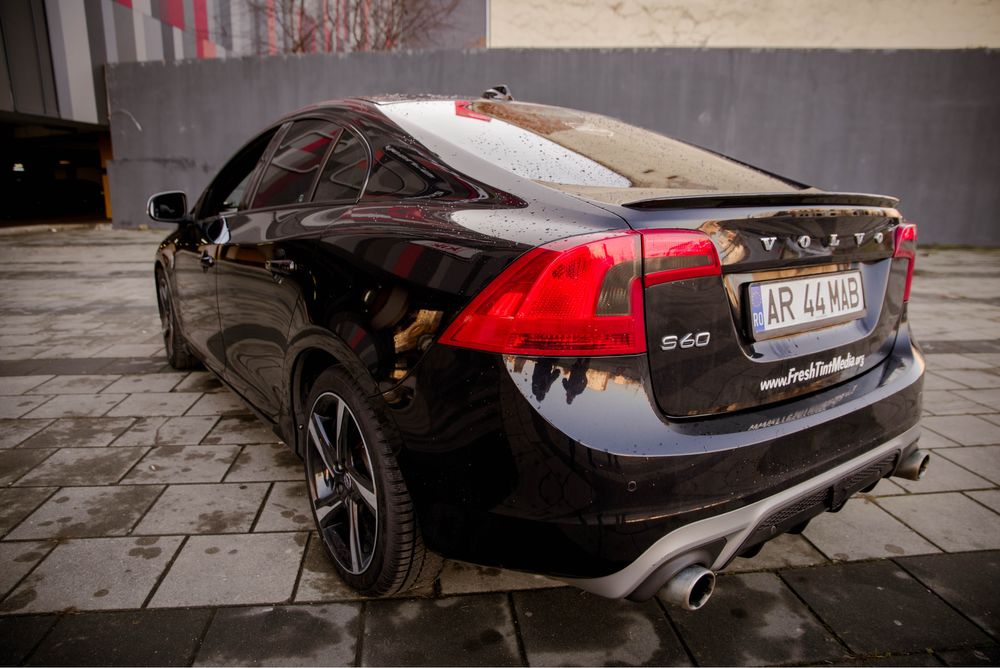 Volvo S60 R-Design 2015 | 2.0 Diesel 230 CP | Trapa