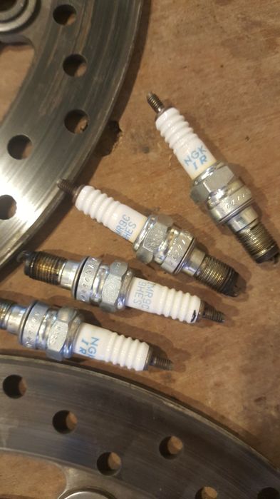 Части за CBR 1000 RR 2004-07