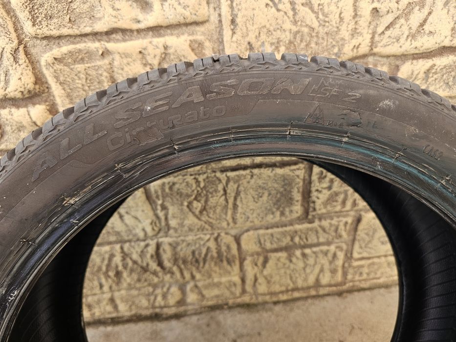 225 40 18 Pirelli cinturato allseason sf2