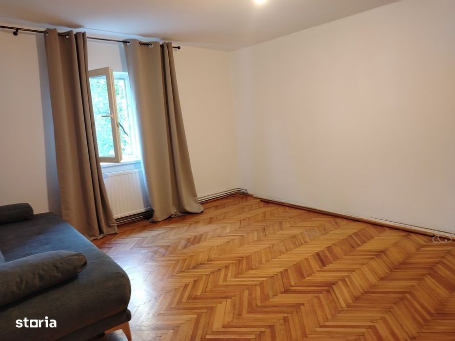 cv 177 G.Cosbuc, apartament 3 camere decomandat, parter inalt + beci