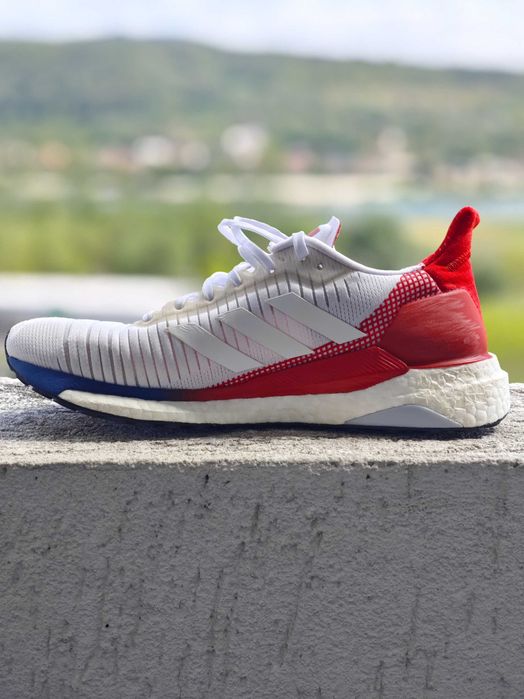 Vând Adidas Solar Glide 19