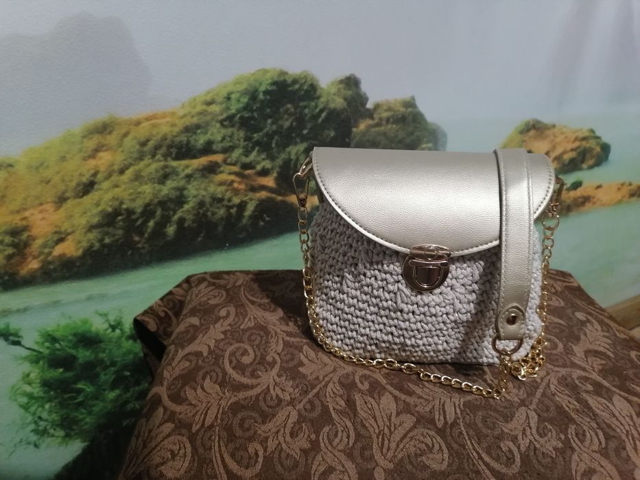 Ръчно направено бижу