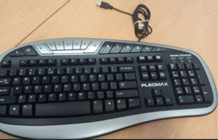 Vand Tastatura Samsung Pleomax , pentru calculator