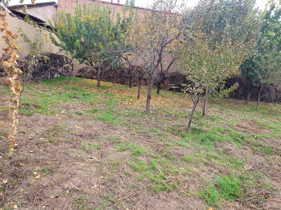 Назарбекда 1 хонали 8 сотих участка сотих 20мин