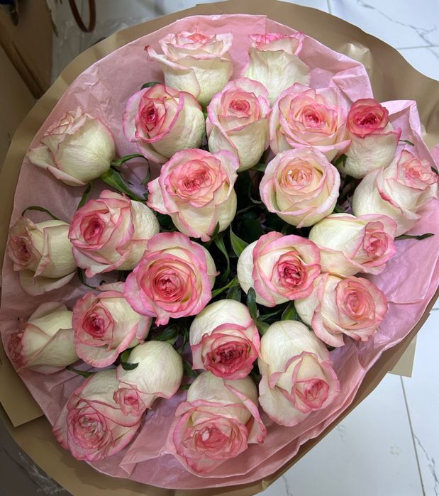 Цветыи 23 шт роза