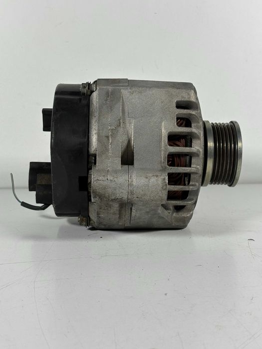 Генератор Алтернатор Опел Зафира Б Generator Alternator Opel Zafira B
