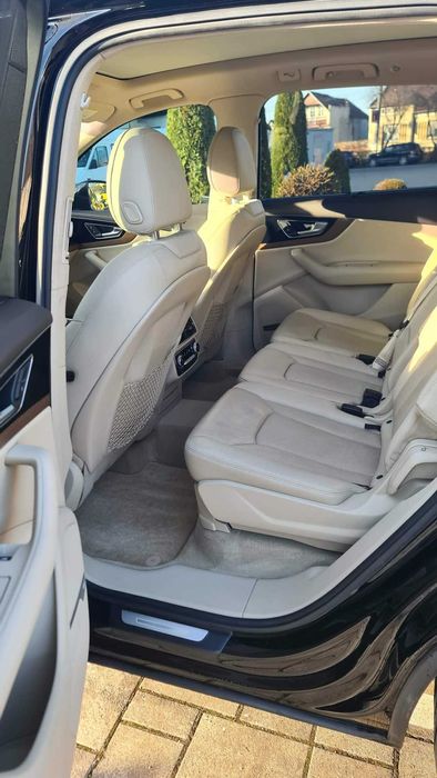 Audi Q7 3.0 TFSI V6 quattro. PRESTIGE  333 Hp. 7 locuri 2017