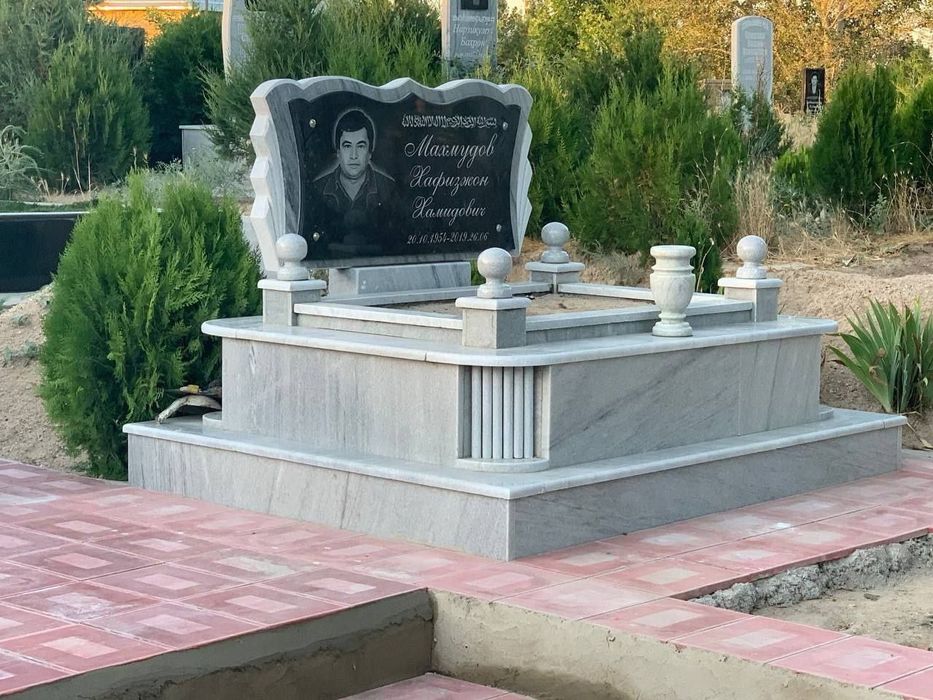 Памятники, Ёдгорликлар