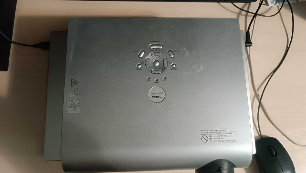 Проектор Toshiba TDP-S20