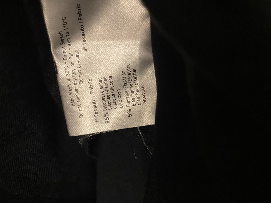 Блузка Roccobarocco. Алматы