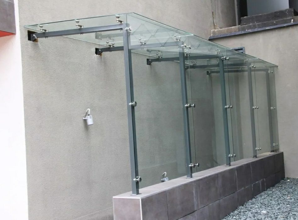 Стекляныйе навесы козырьки