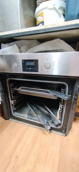 Встраиваемая духовка