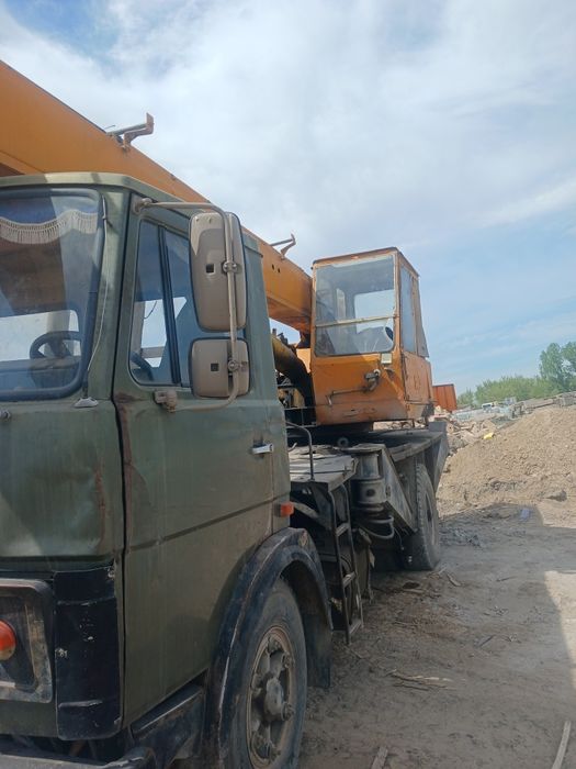 Продам авто кран маз