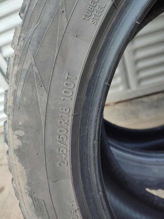 2 бр зимни гуми TOYO SUV 245/50/18. ДОТ 4418