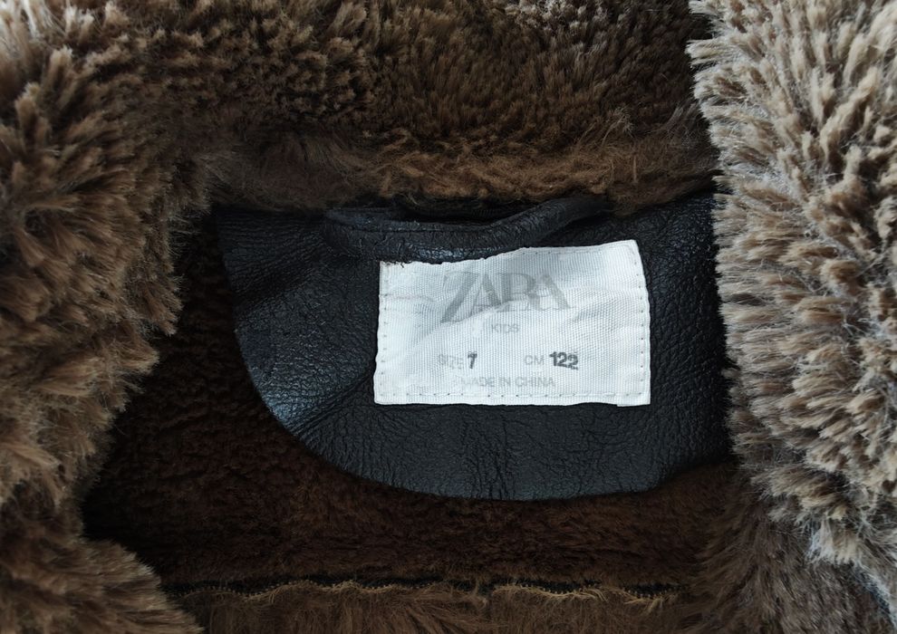 Кожено яке ZARA размер 122 см.