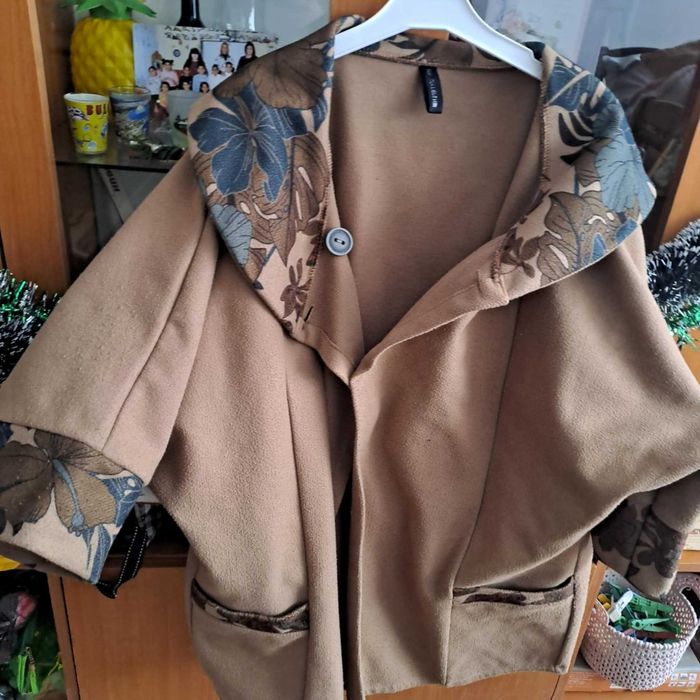 Дамско кафяво палто