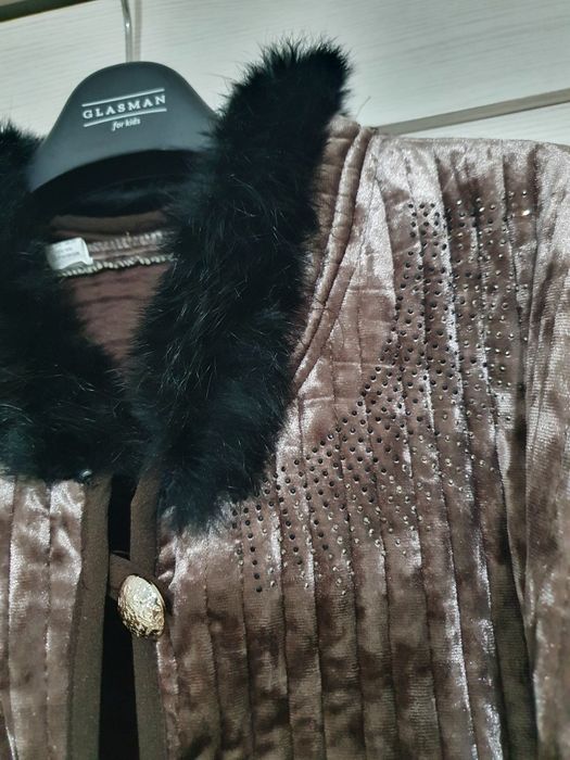 Продаю Пальто Бешпет