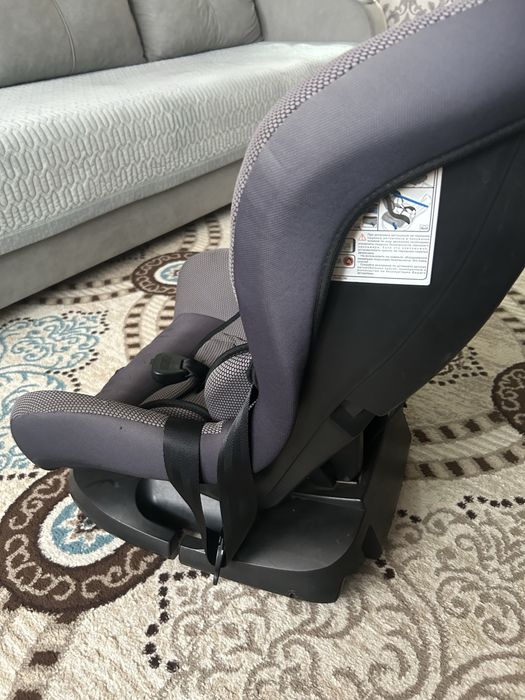 Продам автокресло