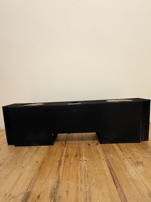 Damas orqa postavka kalonka uchin