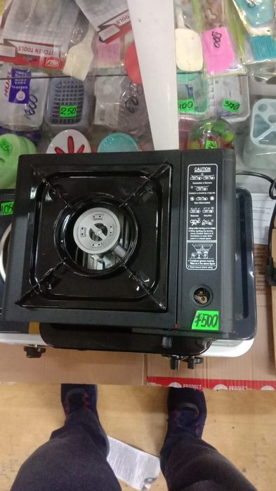 Продам газ плиту