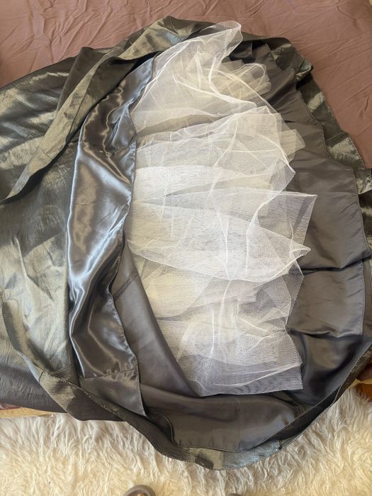 Официална рокля