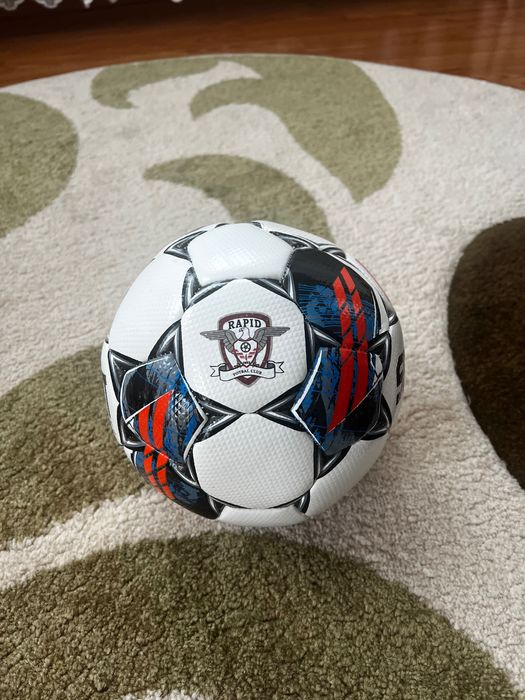 Minge fotbal cu sigla Rapid București