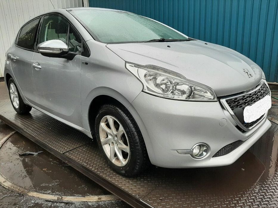 Parasolar Peugeot 208 (2012-2019) 2015