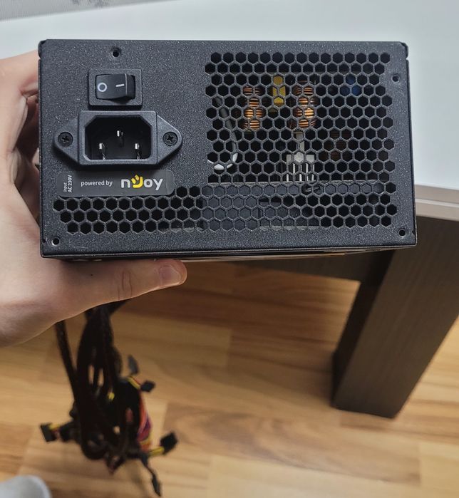 Vand sursa 750 w gold